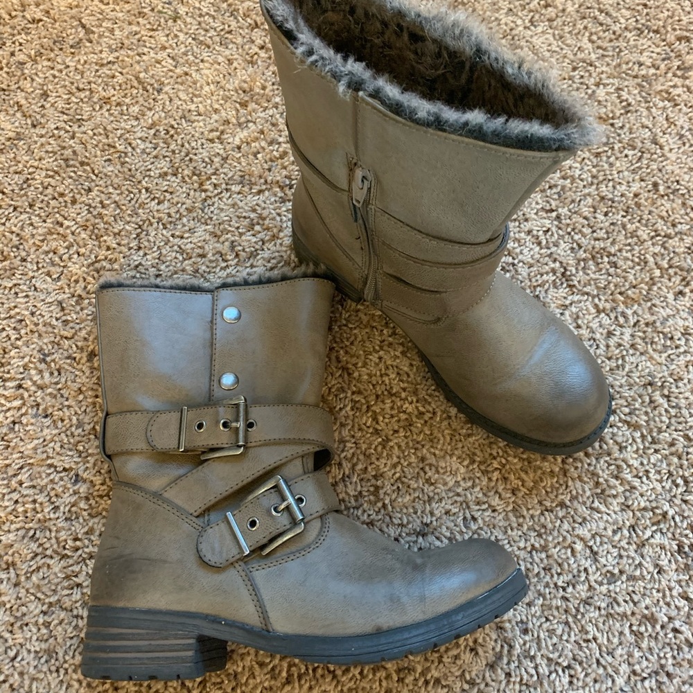 Booties - Picture 2 of 5